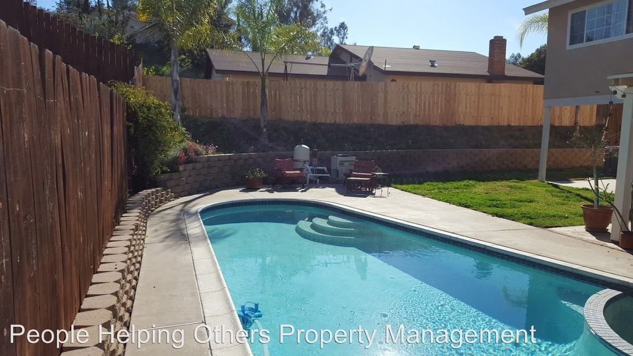 9639 Domino Dr - Photo 3 of 31