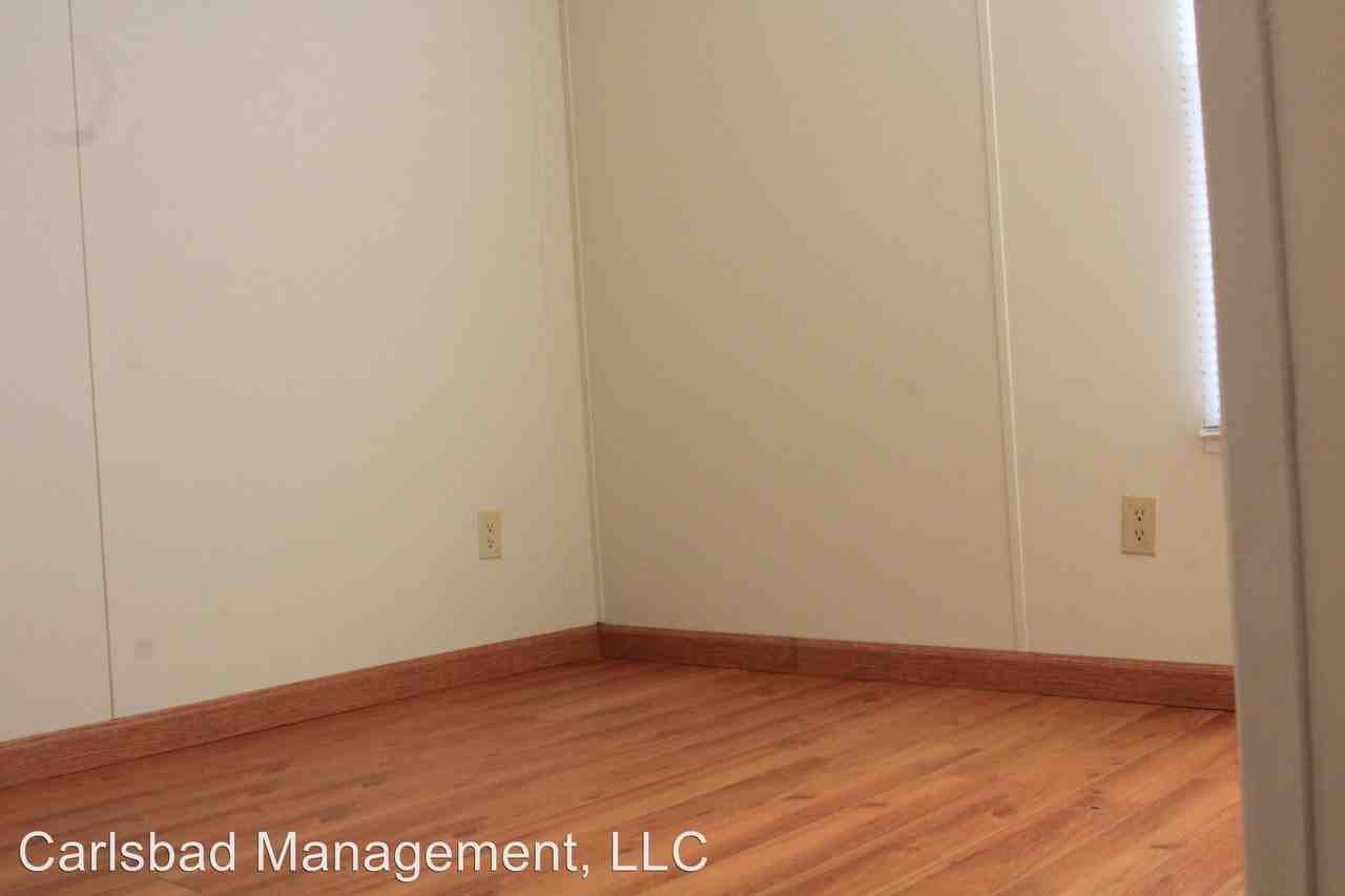 203 Golden Acres Dr - Photo 3 of 35