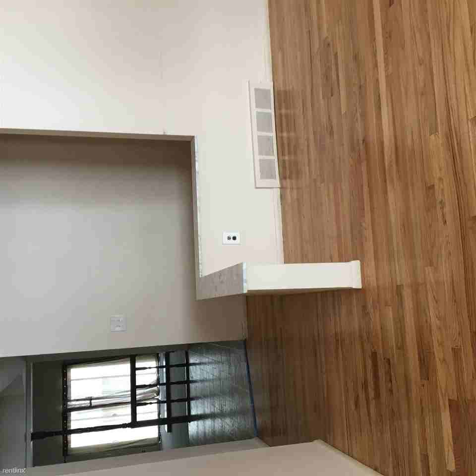 35267 Eden Park Dr - Photo 2 of 2