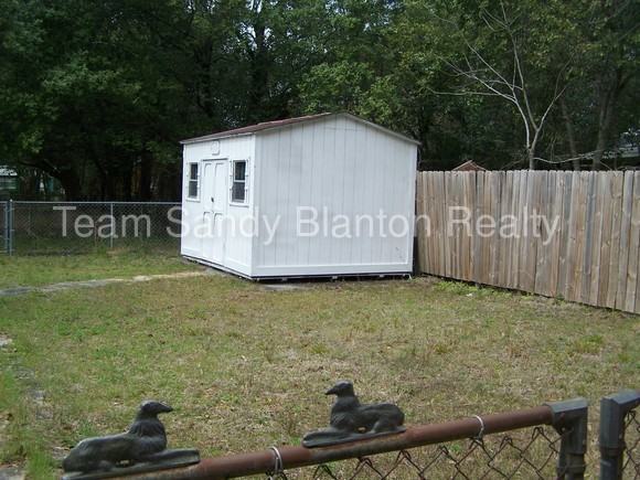 710 Vendee Ln - Photo 3 of 10