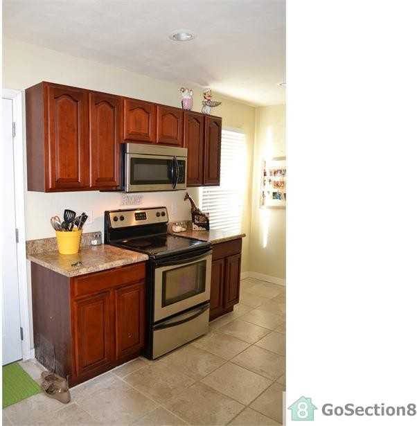 1013 W Pinewood Dr - Photo 3 of 5