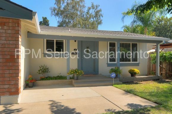 7 Glenville Cir - Photo 2 of 22