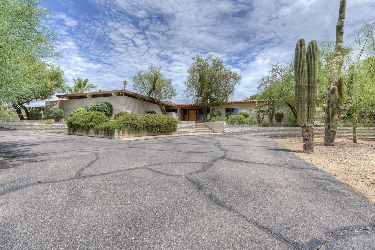 6635 N Praying Monk Rd - Photo 2 of 22