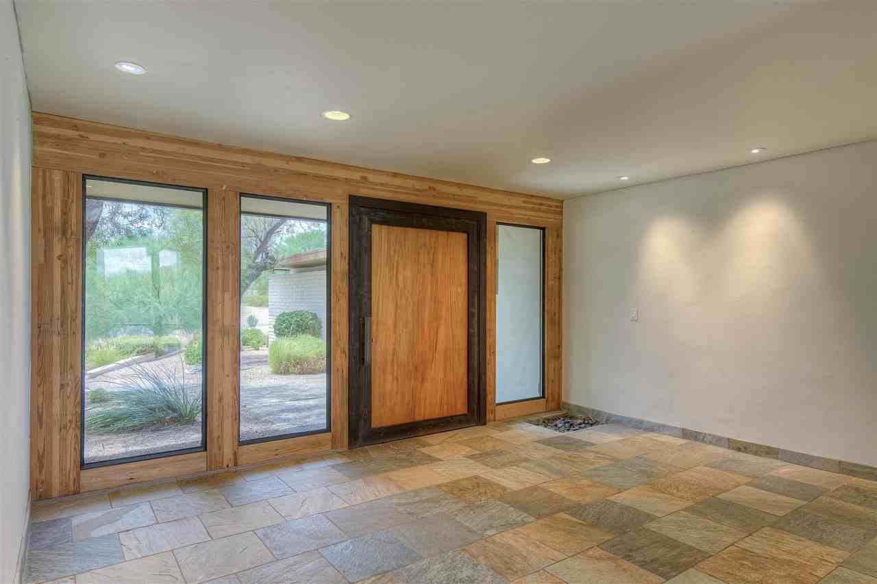 6635 N Praying Monk Rd - Photo 3 of 22