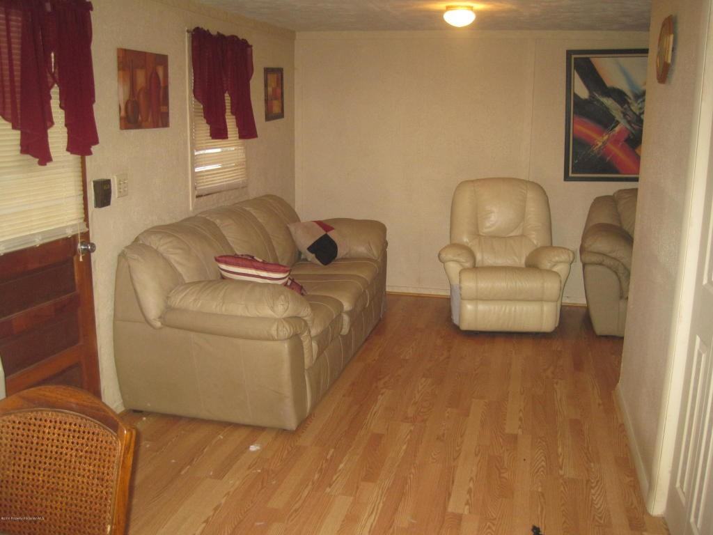 499-411 Turnpike St - Photo 3 of 11