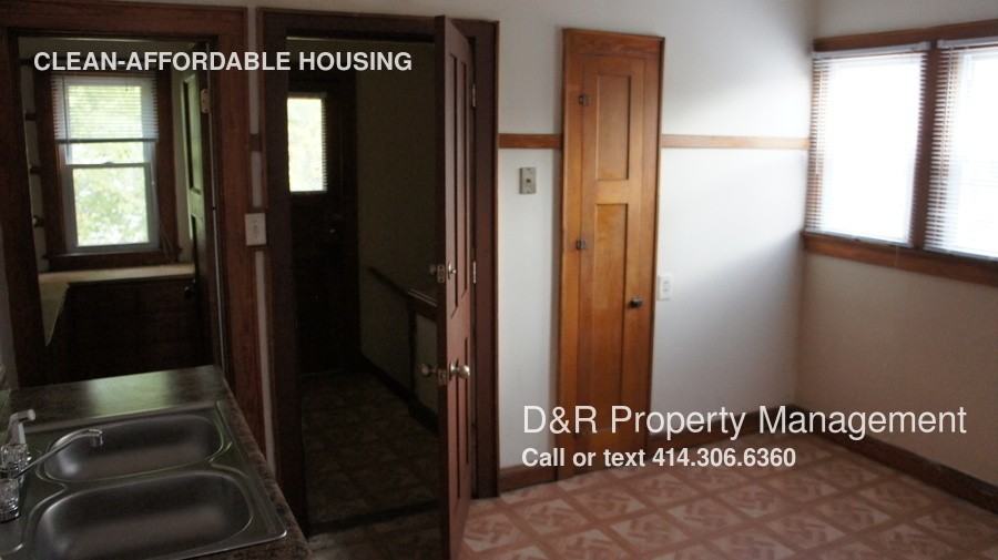 3120A N 41st St - Photo 3 of 8