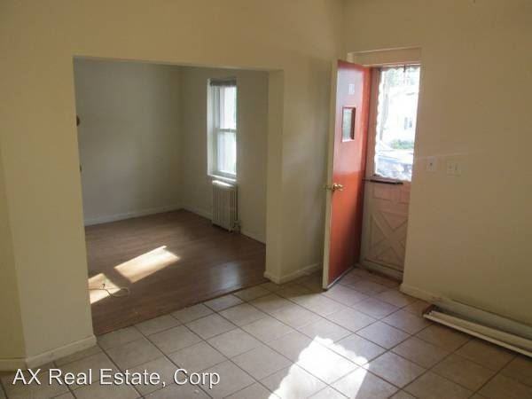 3 Green St - Photo 2 of 5