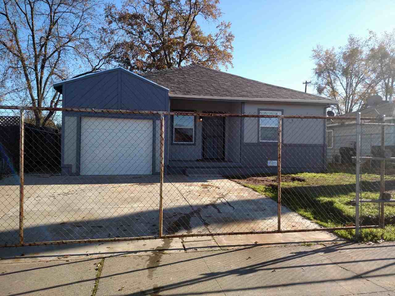 3728 Belden St - Photo 2 of 13