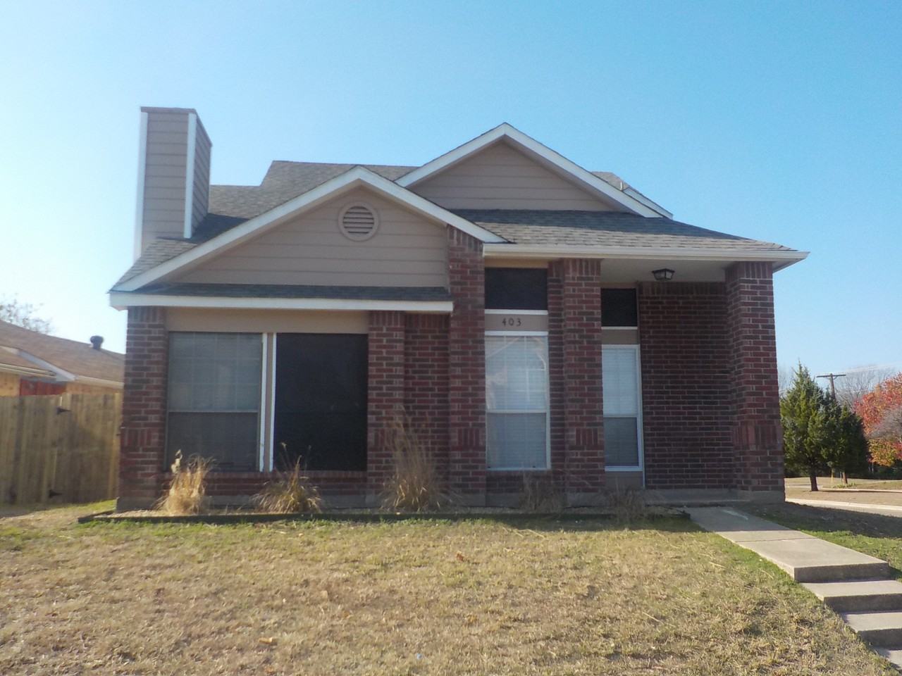 403 Appomattox Dr - Photo 2 of 7