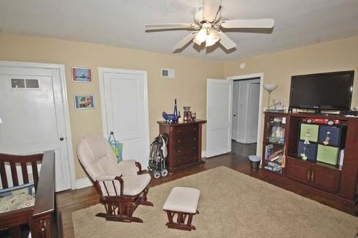 705 Bransford Rd - Photo 3 of 11