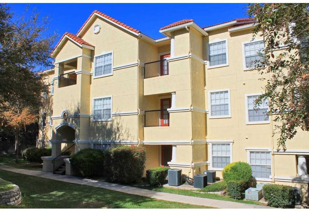 Gardens at West - Photo 2 of 19