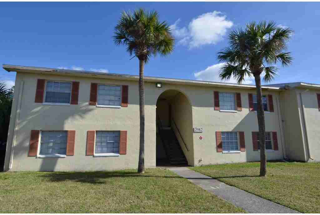 Eagle Summit - Photo 2 of 17