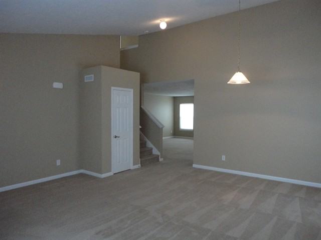 11974 Geyser Ct - Photo 3 of 12