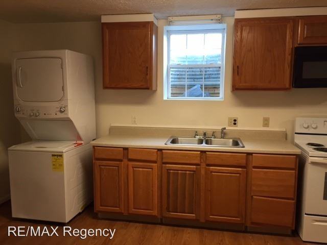 20530 Bickers Lane - Photo 2 of 6