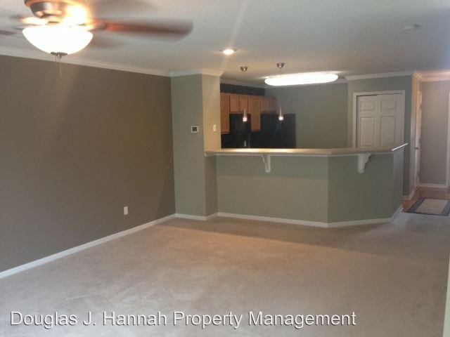 5541 N Fairmount Ave - Photo 2 of 16