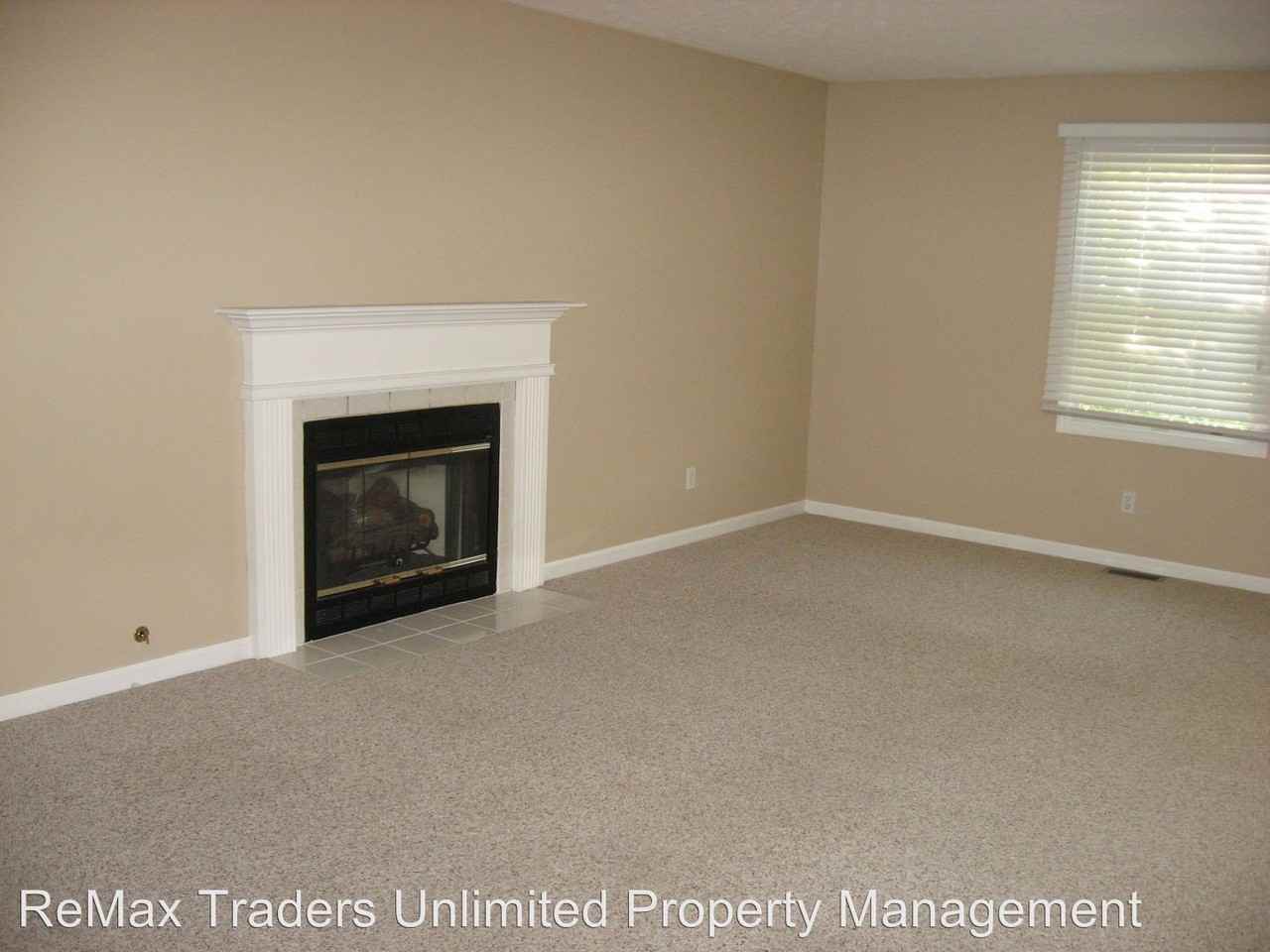 303 Circuit Ct - Photo 2 of 10