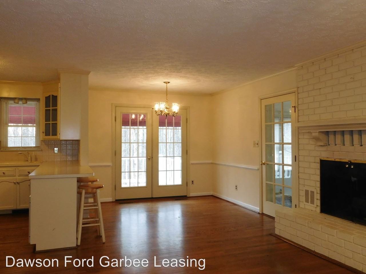 10553 E Lynchburg Salem Turnpike - Photo 2 of 11