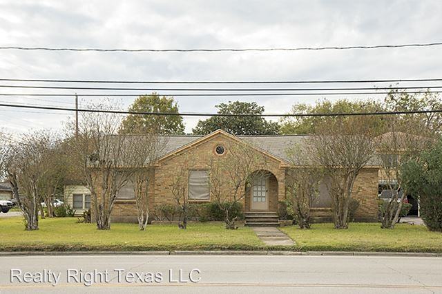 1000 Holland Ave - Photo 2 of 24