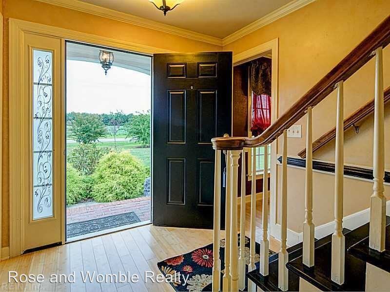 16022 Everets Rd - Photo 2 of 32