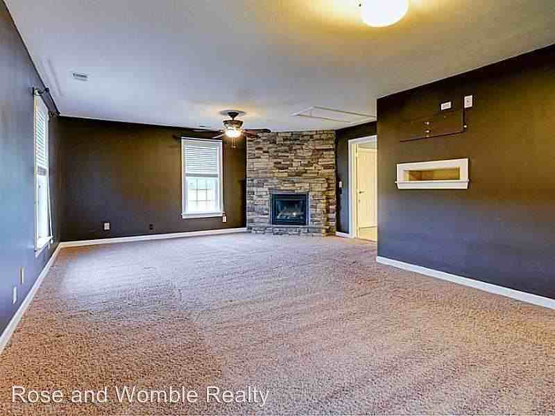 16022 Everets Rd - Photo 3 of 32