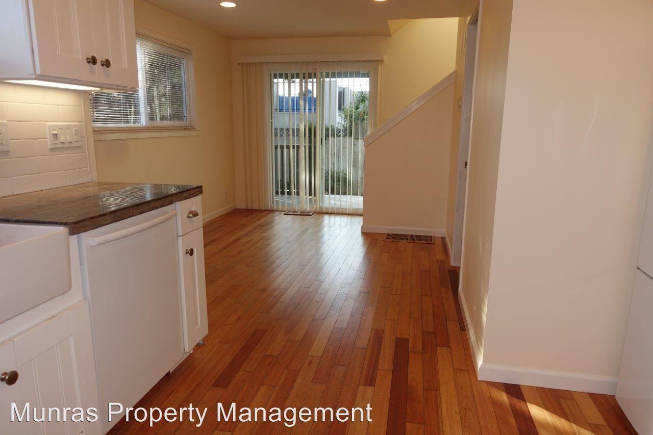 1559 Kenneth St - Photo 2 of 12