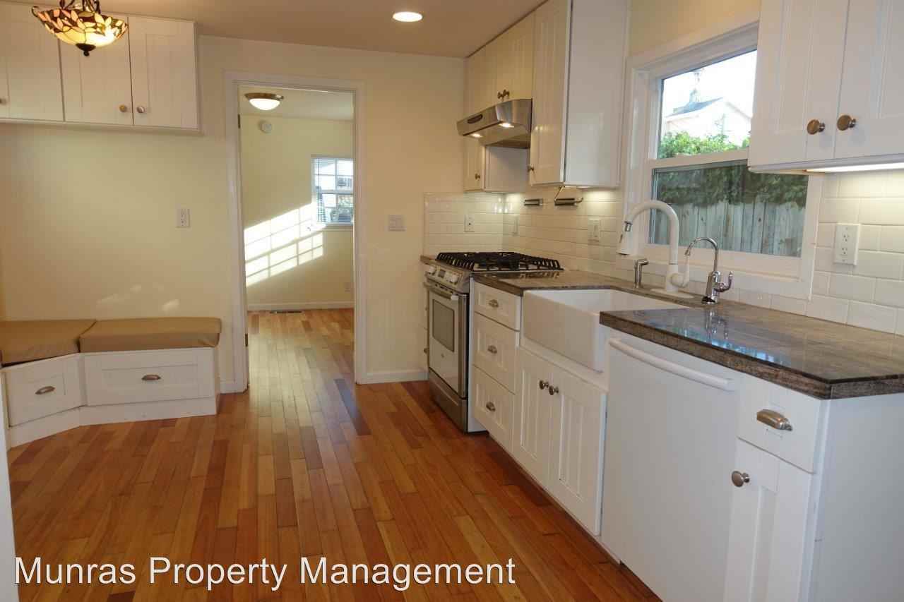 1559 Kenneth St - Photo 3 of 12