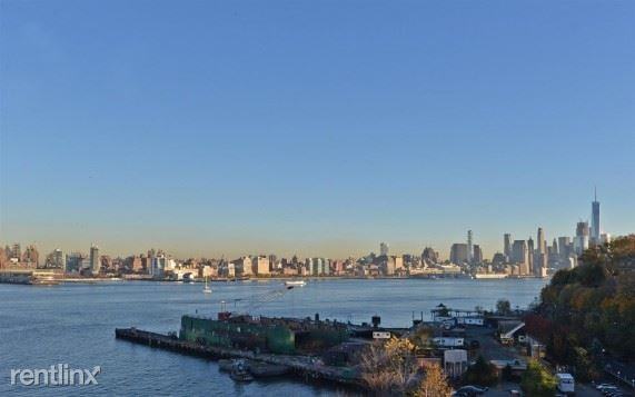 1025 Maxwell Ln - Photo 3 of 10