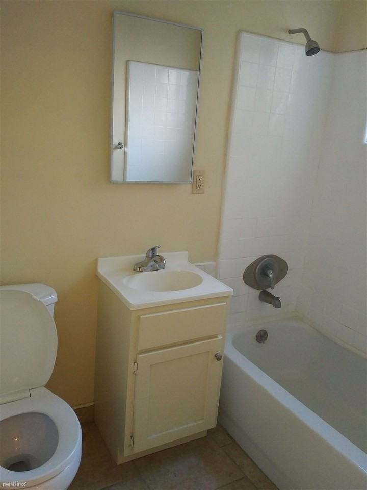 9509 2nd St - Photo 3 of 4