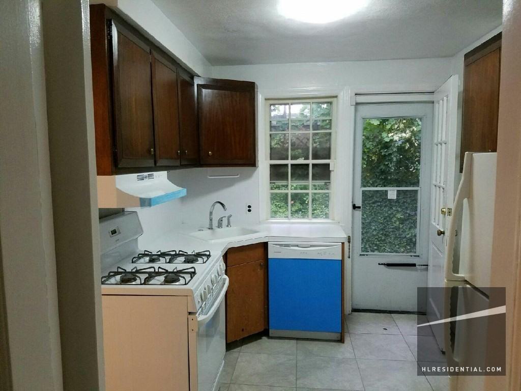 46-5 Hanford St 1 - Photo 3 of 7