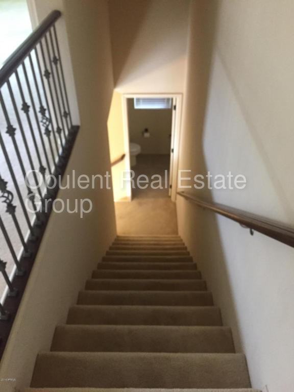 3512 S Seneca Way - Photo 3 of 8