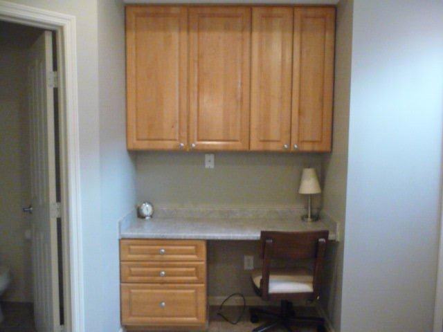 801 S Front St - Photo 3 of 15