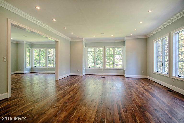 6617 Brawner St - Photo 3 of 30