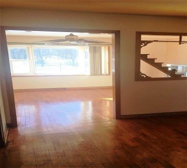 7506 Locust Ave - Photo 2 of 11