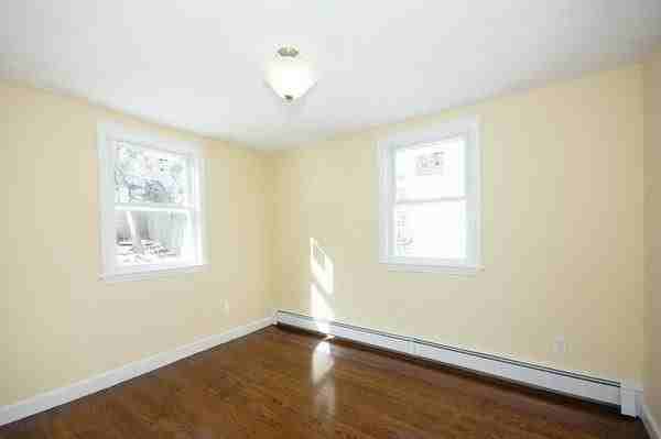 152-110 Madison Ave - Photo 2 of 5