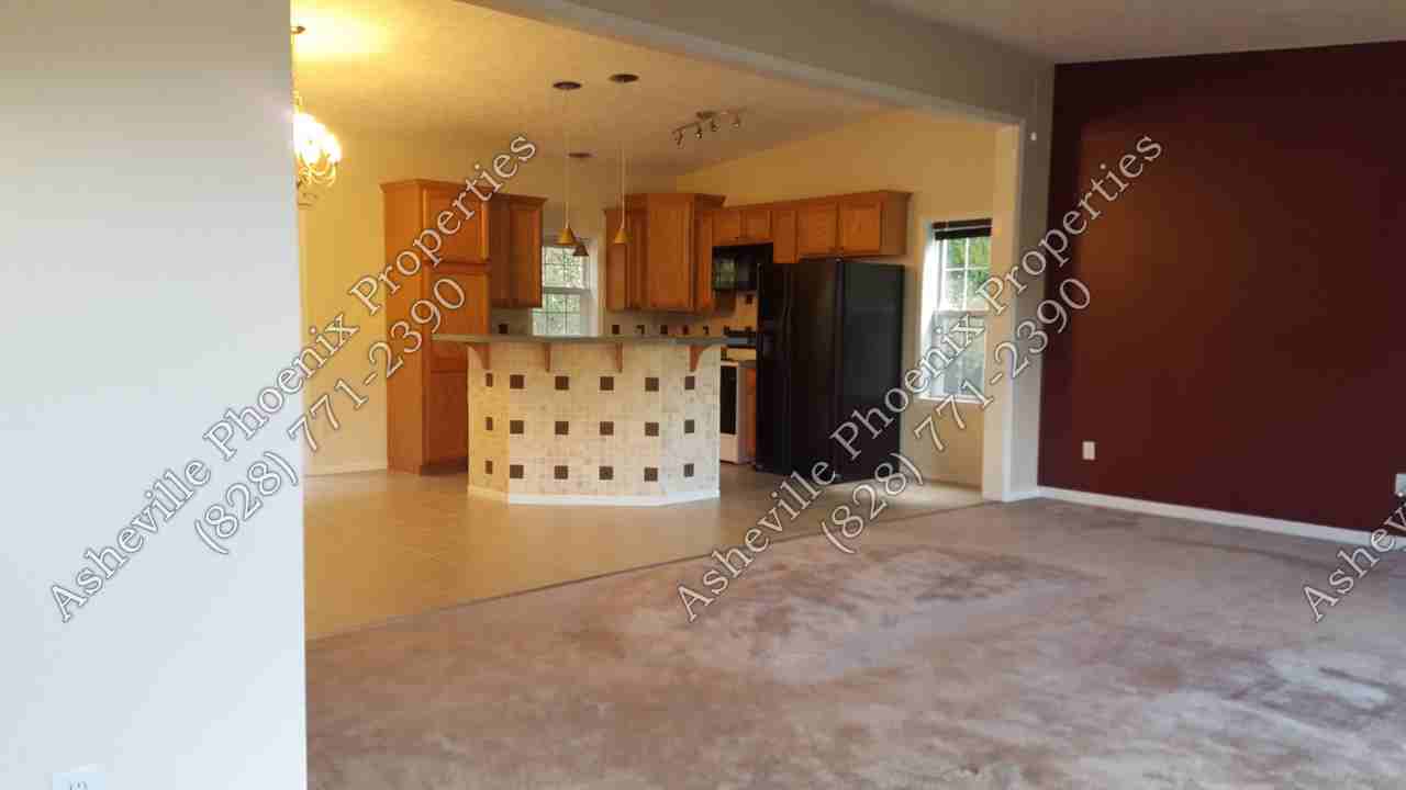 22 Blake Dr - Photo 3 of 23