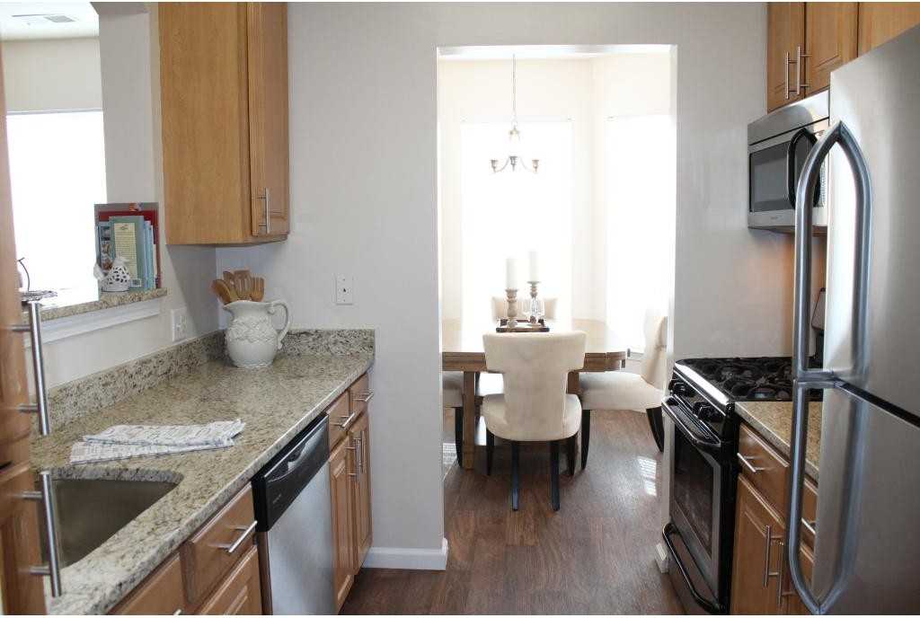 The Hawthorne at Gillette Ridge - Photo 3 of 19