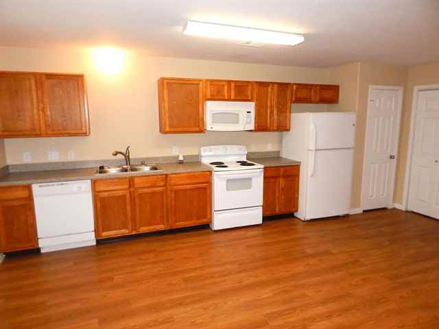 19414 Dry Canyon Court - Photo 3 of 11