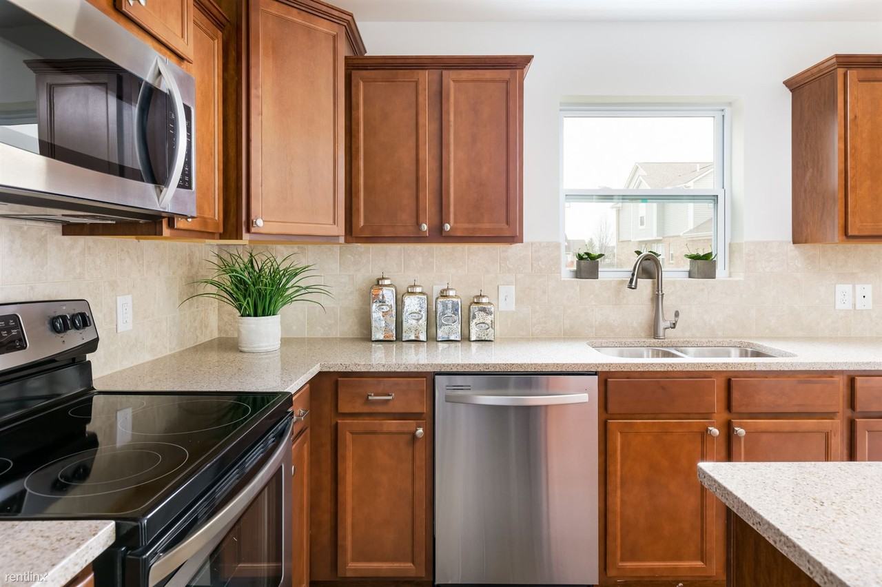 2315 Sagebrush St - Photo 3 of 24