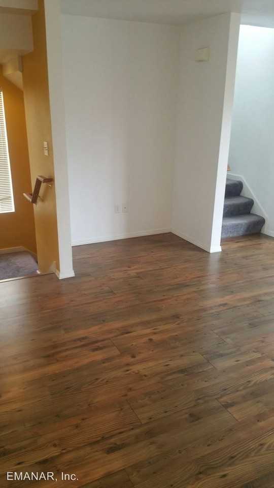 1914 15th Ave S #A - Photo 3 of 11