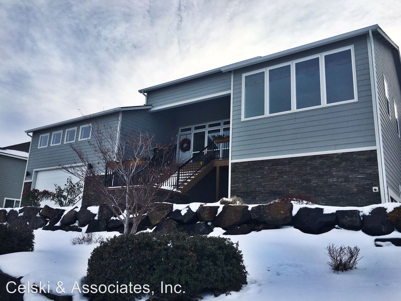 5101 Hershey Ln - Photo 2 of 15