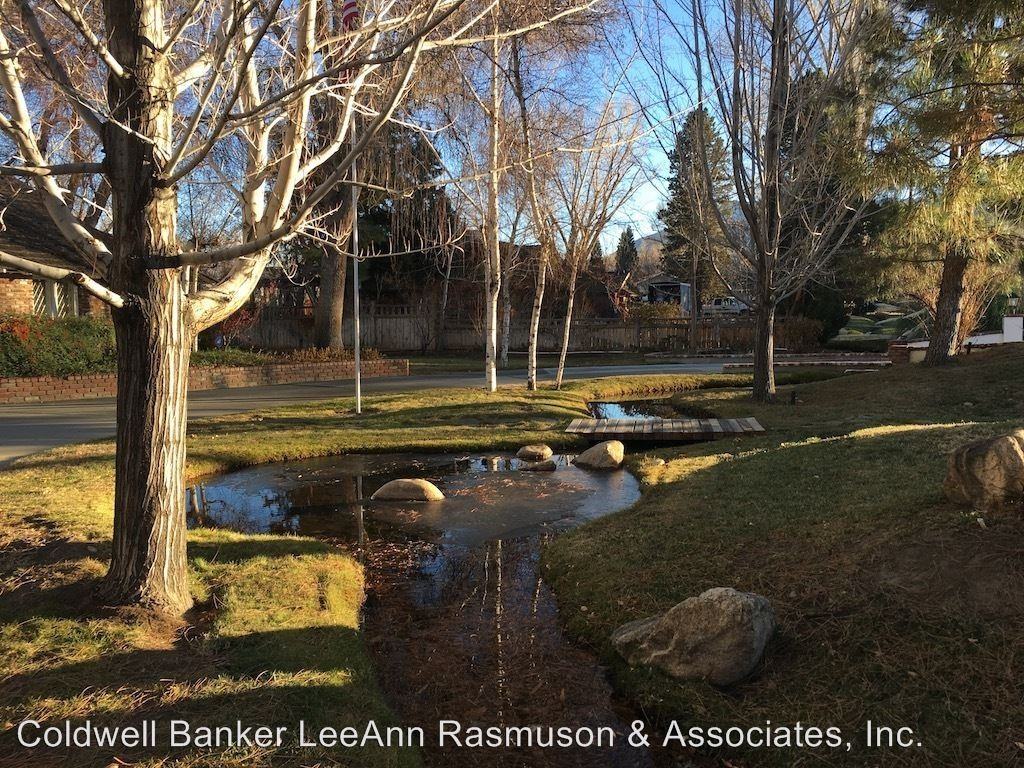 384 Vista Rd - Photo 2 of 50