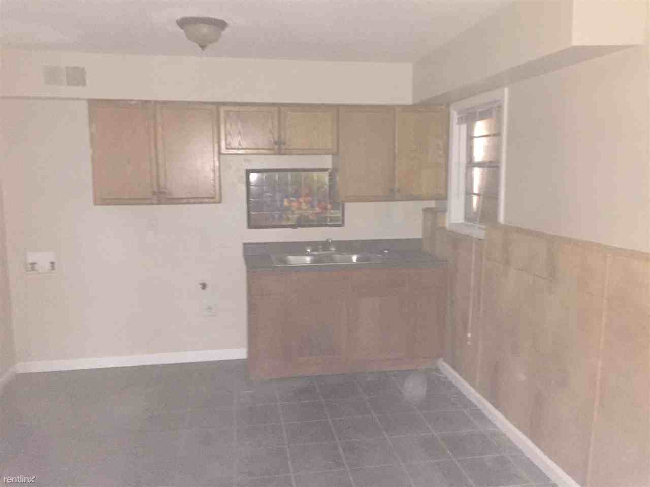 3353 Elk Point Dr - Photo 2 of 10