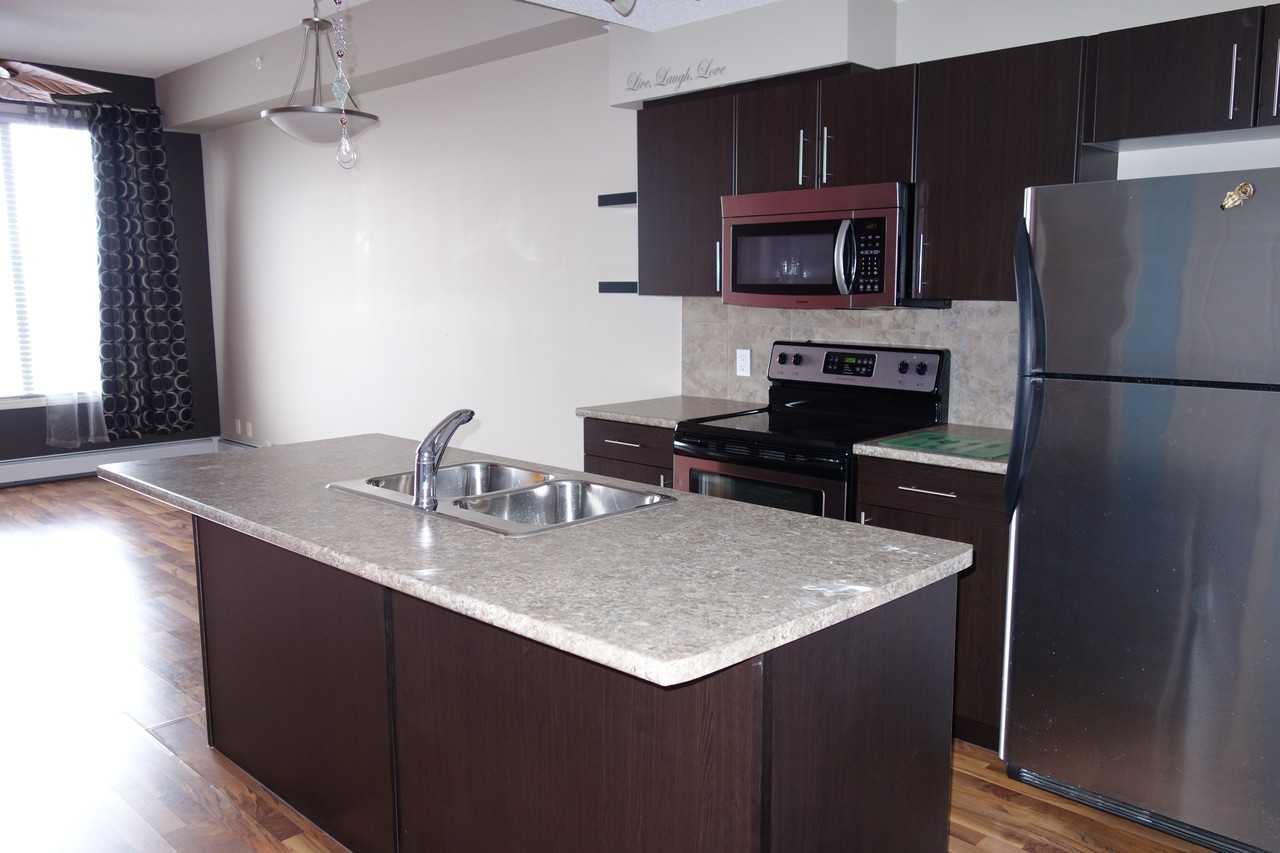 105 Ambleside Drive Southwest - Photo 3 of 16