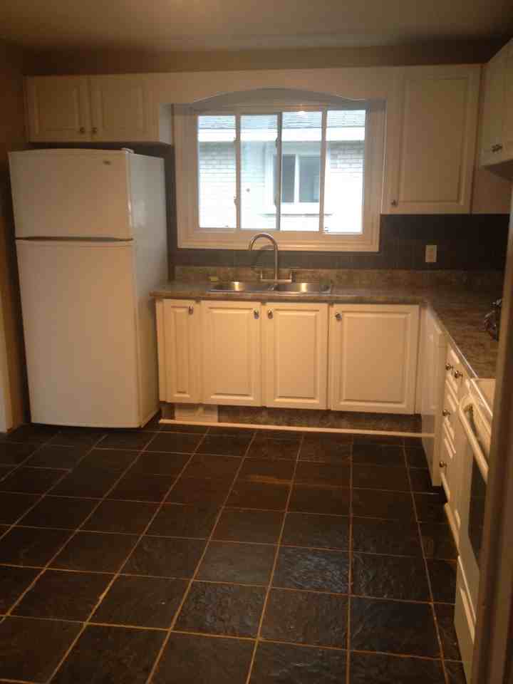 1426 Fisher Avenue - Photo 3 of 4
