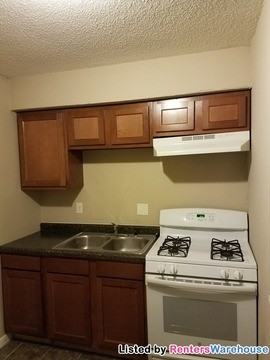 567 Stryker Ave #5 - Photo 2 of 9