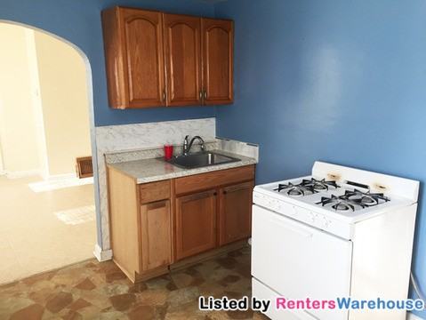 1663 S Cesar E Chavez Dr - Photo 3 of 10