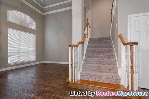 2020 Fleming Dr - Photo 3 of 21