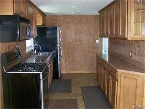 8 Lafayette St - Photo 3 of 15