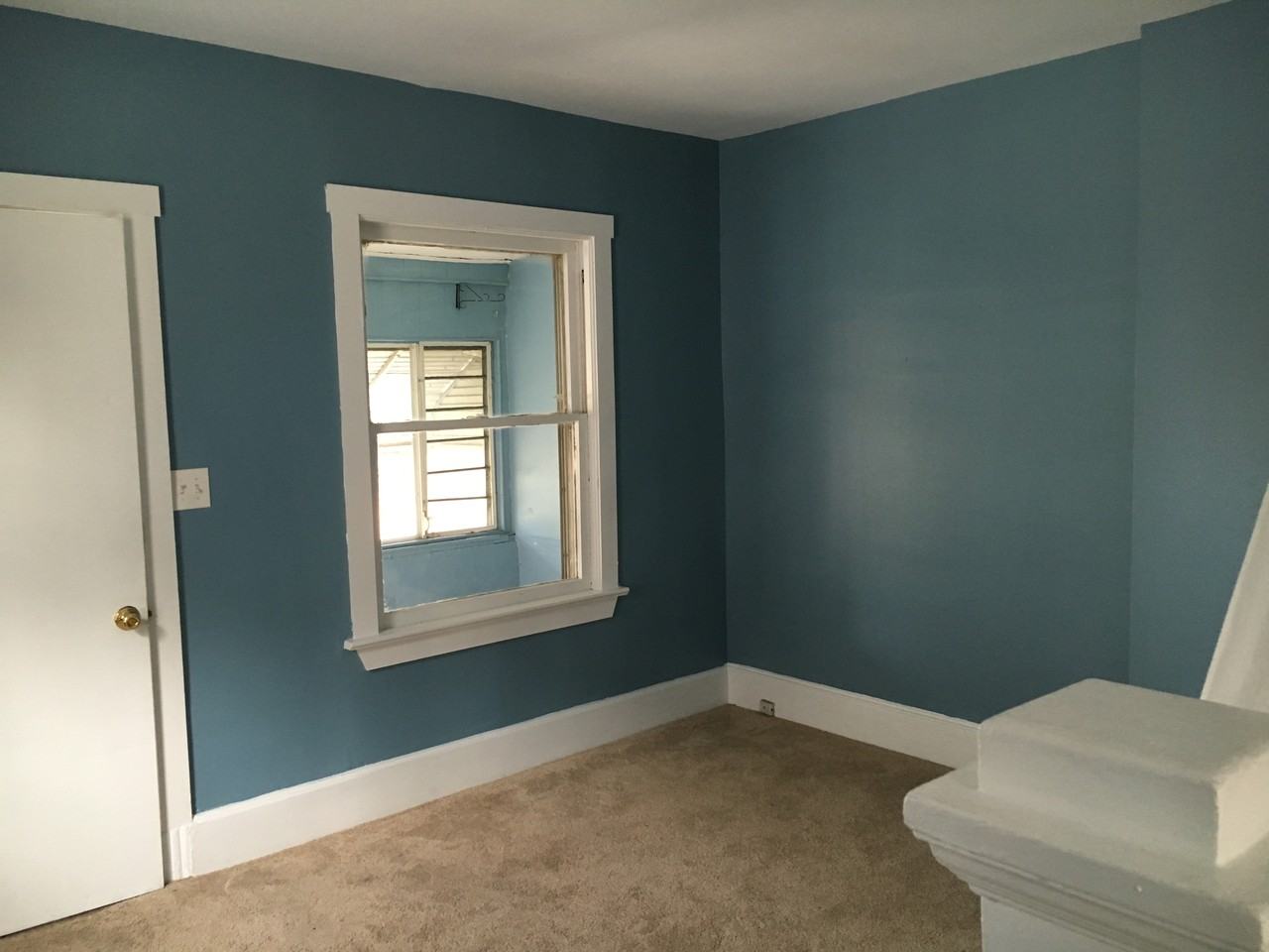 118 W Adams St - Photo 3 of 11