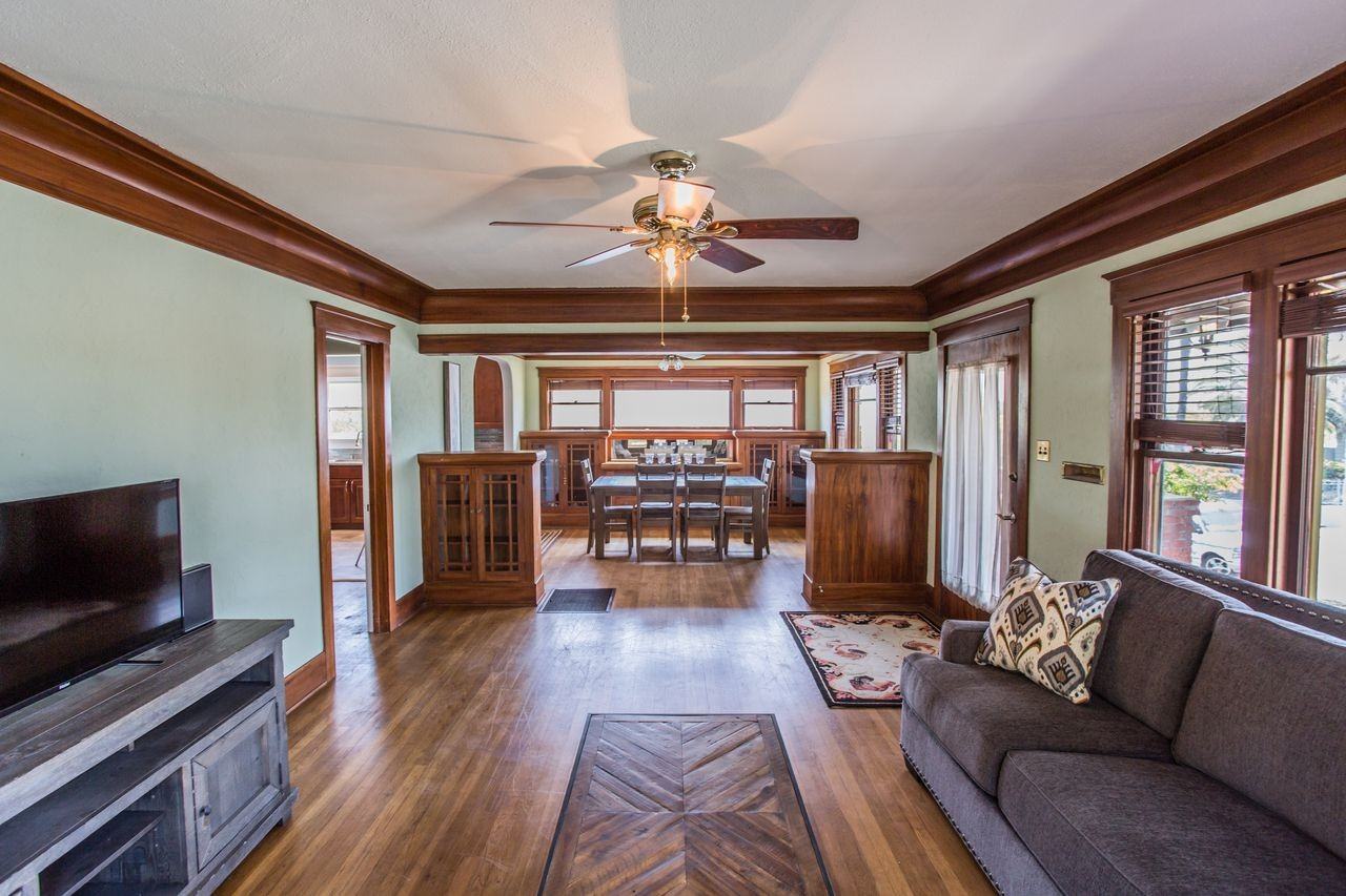 2736 C St - Photo 3 of 17